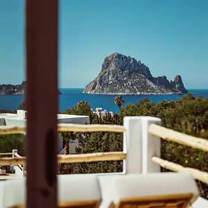 Petunia Ibiza, A Beaumier (adults Only) Spain
